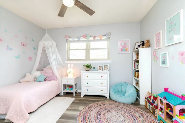 637 Post Oak Drive, Hurst, TX 76053