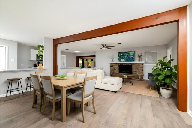 637 Post Oak Drive, Hurst, TX 76053