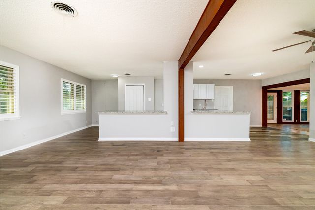 637 Post Oak Drive, Hurst, TX 76053