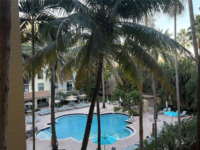 780 S Sapodilla Avenue 306, West Palm Beach, FL 33401