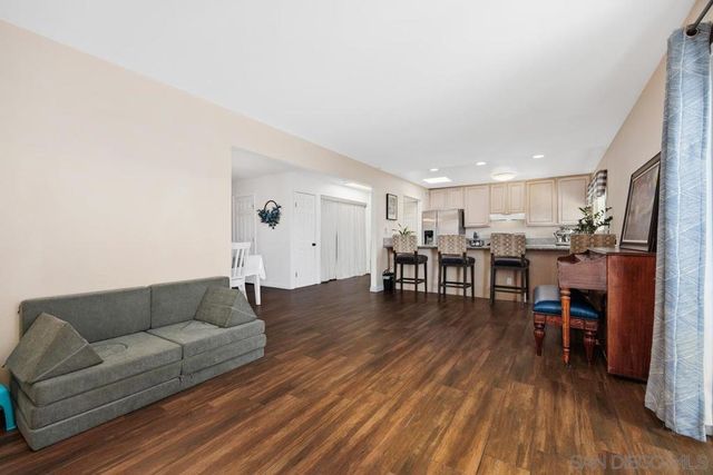 5014 El Mirlo, Oceanside, CA 92057