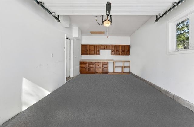 1 Douglass Grn 1, Woburn, MA 01801