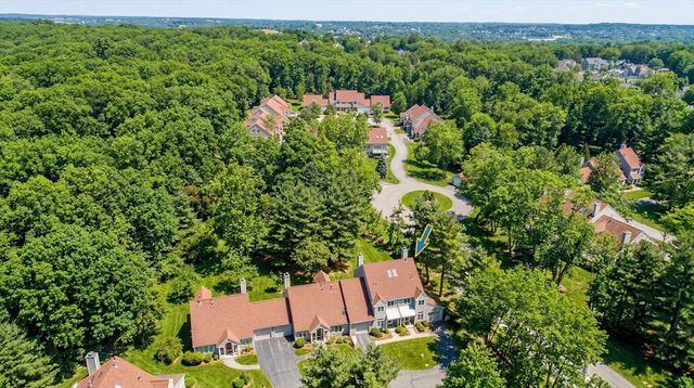 1 Douglass Grn 1, Woburn, MA 01801