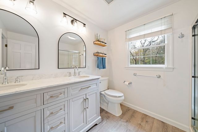 4 Mockingbird Ln, Franklin, MA 02038