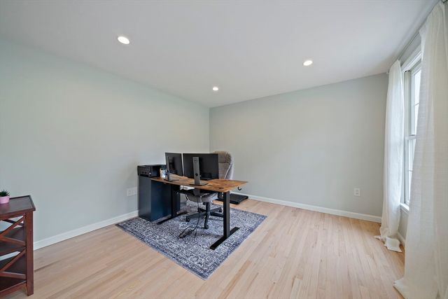 4 Mockingbird Ln, Franklin, MA 02038