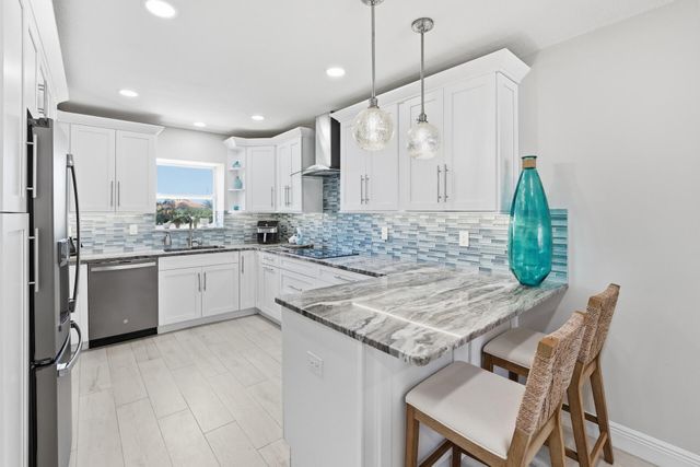 1457 NE Ocean Boulevard 8, Stuart, FL 34996