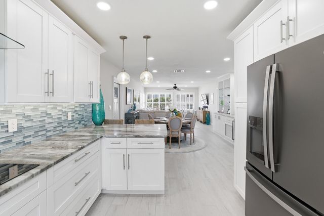 1457 NE Ocean Boulevard 8, Stuart, FL 34996