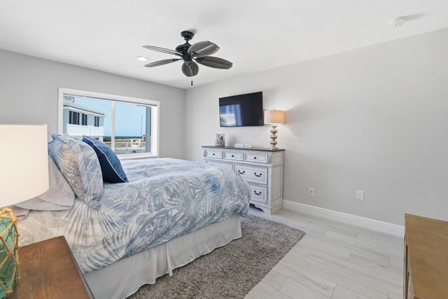 1457 NE Ocean Boulevard 8, Stuart, FL 34996