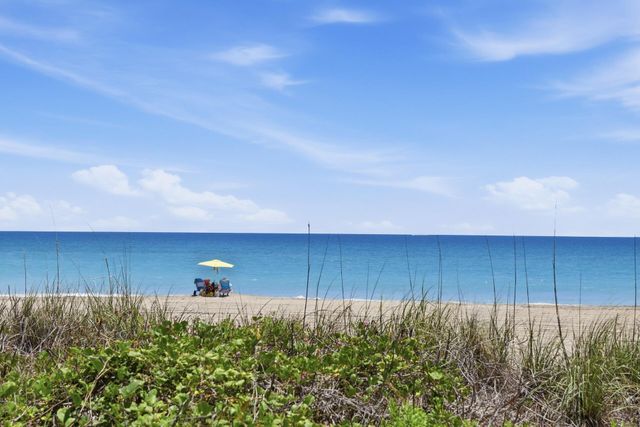 1457 NE Ocean Boulevard 8, Stuart, FL 34996