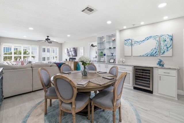 1457 NE Ocean Boulevard 8, Stuart, FL 34996