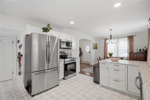131 Grayson ST, Portsmouth, VA 23707