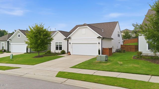 2334 Bethpage Drive, Fuquay Varina, NC 27526