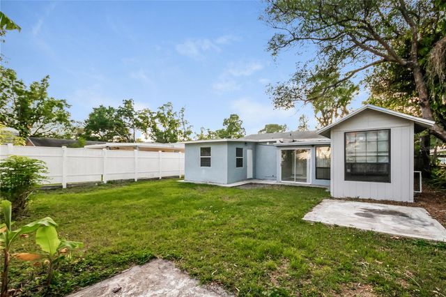 6813 N CLEARVIEW AVENUE, Tampa, FL 33614