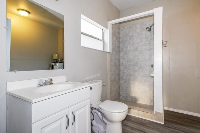 6813 N CLEARVIEW AVENUE, Tampa, FL 33614