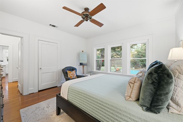 1929 Forest Park Boulevard, Fort Worth, TX 76110