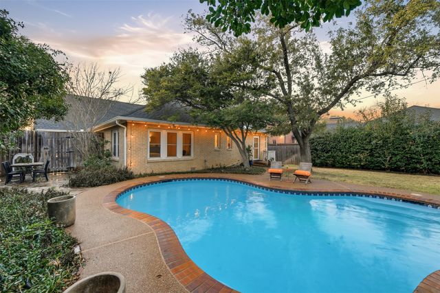 1929 Forest Park Boulevard, Fort Worth, TX 76110