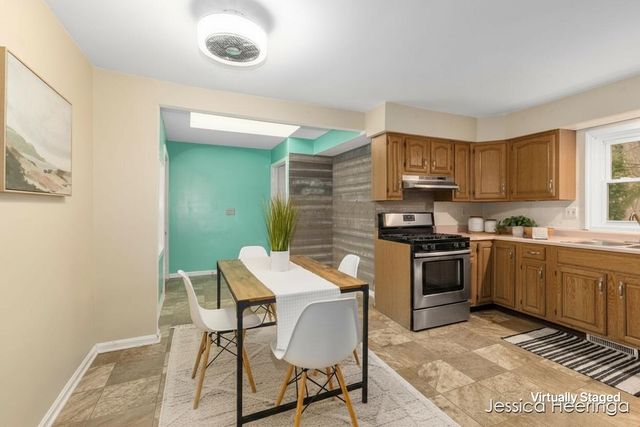 475 Northland Court NE, Rockford, MI 49341