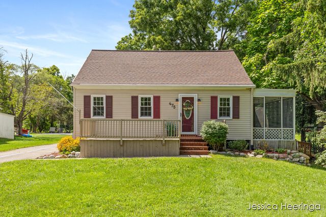 475 Northland Court NE, Rockford, MI 49341
