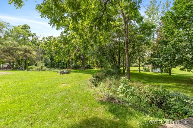 475 Northland Court NE, Rockford, MI 49341