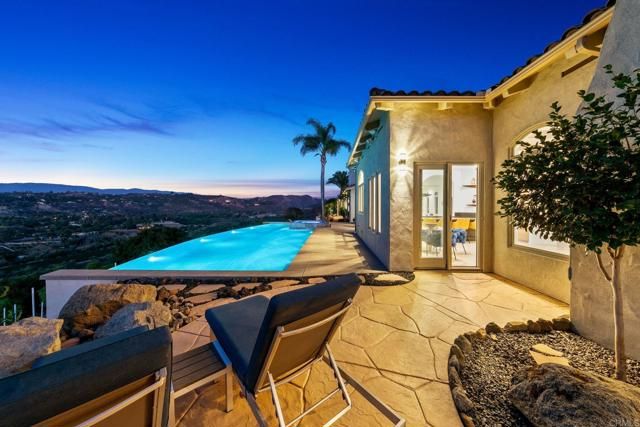 30330 Via Maria Elena, Bonsall, CA 92003