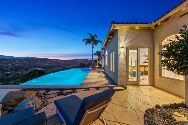 30330 Via Maria Elena, Bonsall, CA 92003