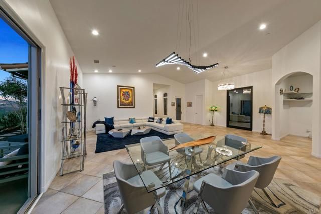 30330 Via Maria Elena, Bonsall, CA 92003