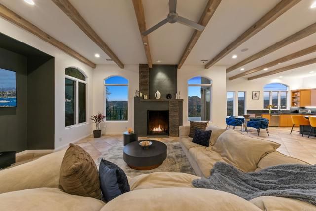 30330 Via Maria Elena, Bonsall, CA 92003