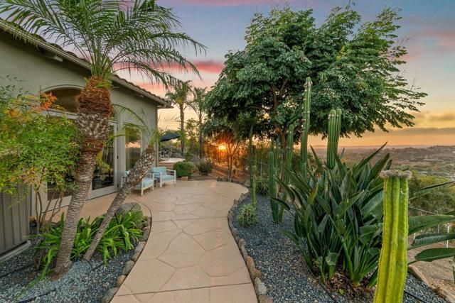 30330 Via Maria Elena, Bonsall, CA 92003