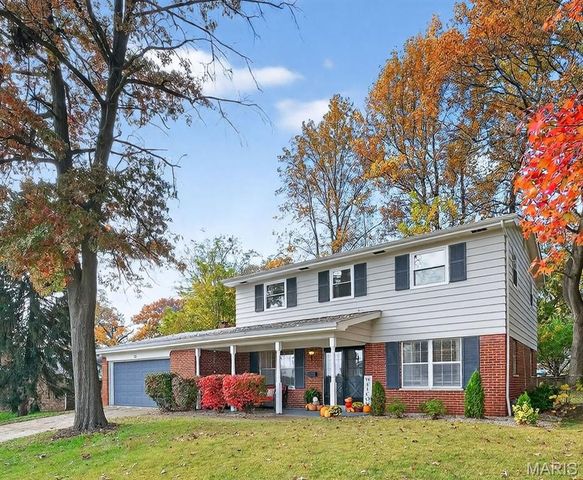 129 Williamsburg Drive, Belleville, IL 62221