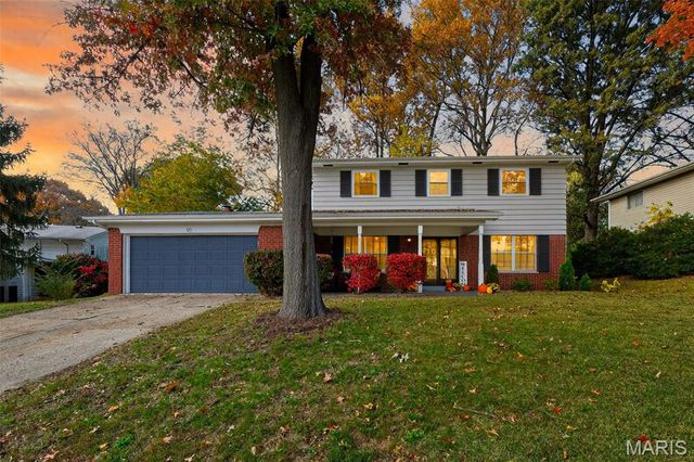 129 Williamsburg Drive, Belleville, IL 62221