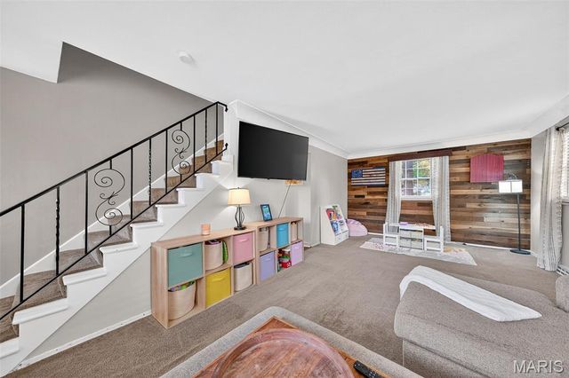 129 Williamsburg Drive, Belleville, IL 62221