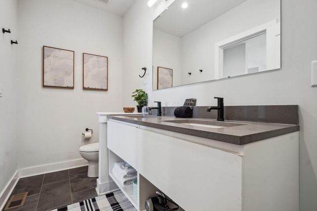 164 Wilson Avenue, Columbus, OH 43205