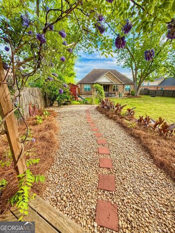 106 Rawlins Point, Perry, GA 31069