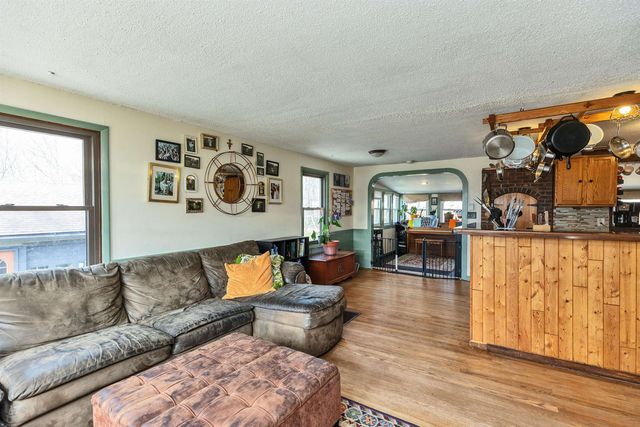 19 Spruce Street, Keene, NH 03431