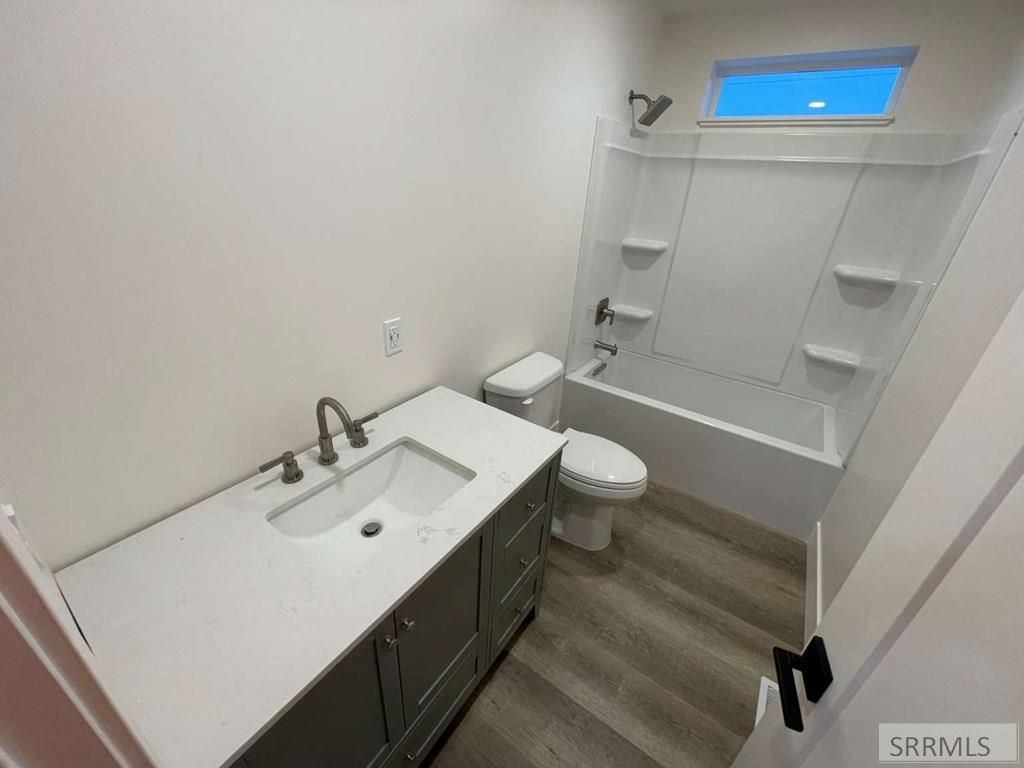 Image 15 of property listing at 402 S 4th Street, Aberdeen, ID 83210