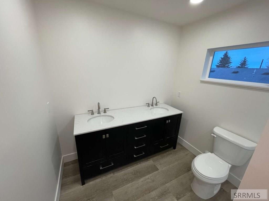 Image 20 of property listing at 402 S 4th Street, Aberdeen, ID 83210