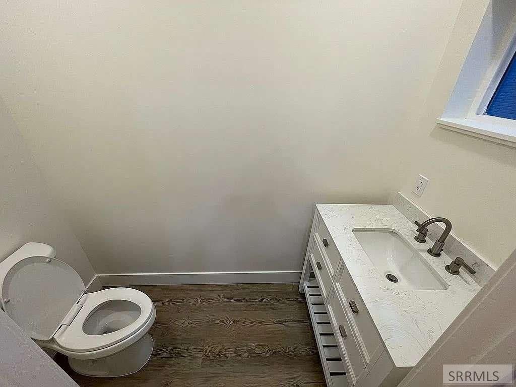 Image 9 of property listing at 402 S 4th Street, Aberdeen, ID 83210