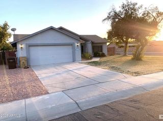 8043 W DAHLIA Drive, Peoria, AZ 85381