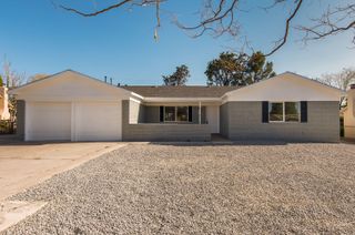 12008 GOLDEN GATE Avenue NE, Albuquerque, NM 87111