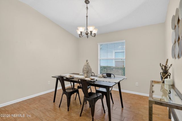 172 THORNLOE Drive, St. Johns, FL 32259