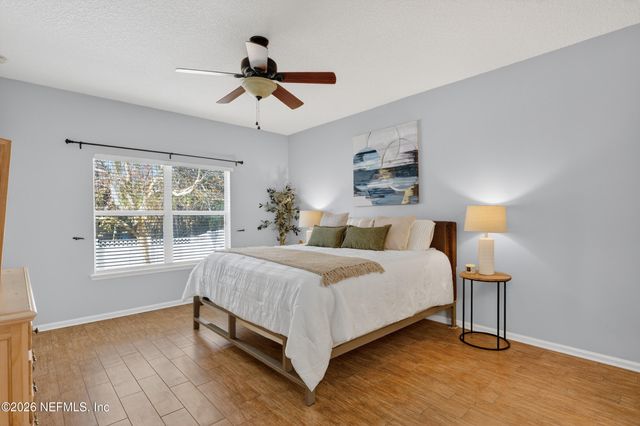 172 THORNLOE Drive, St. Johns, FL 32259