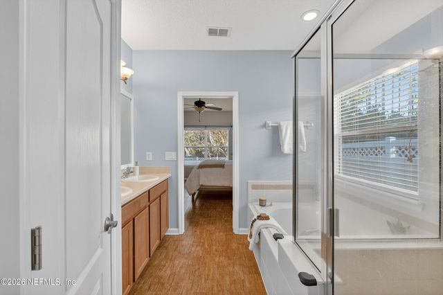 172 THORNLOE Drive, St. Johns, FL 32259