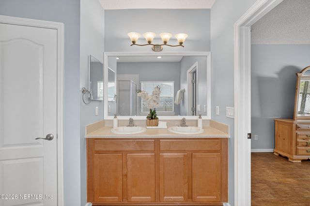 172 THORNLOE Drive, St. Johns, FL 32259