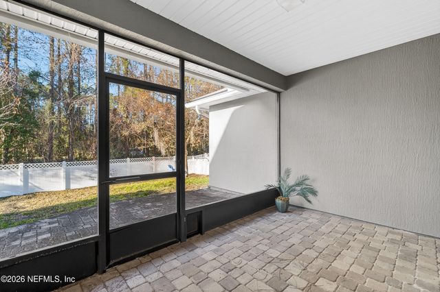 172 THORNLOE Drive, St. Johns, FL 32259