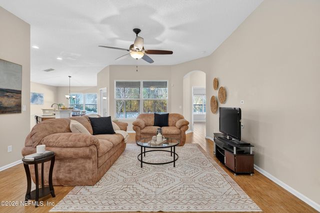 172 THORNLOE Drive, St. Johns, FL 32259