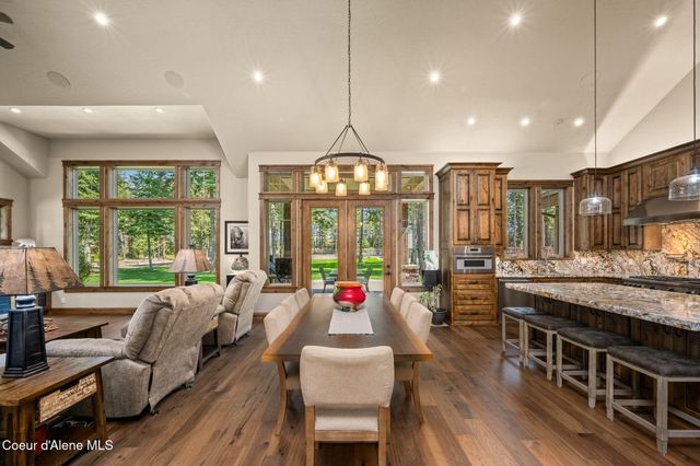 1609 E Amulet Cir, Rathdrum, ID 83858