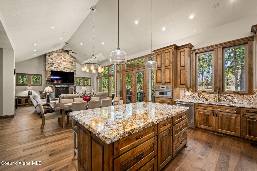 1609 E Amulet Cir, Rathdrum, ID 83858 photo 15