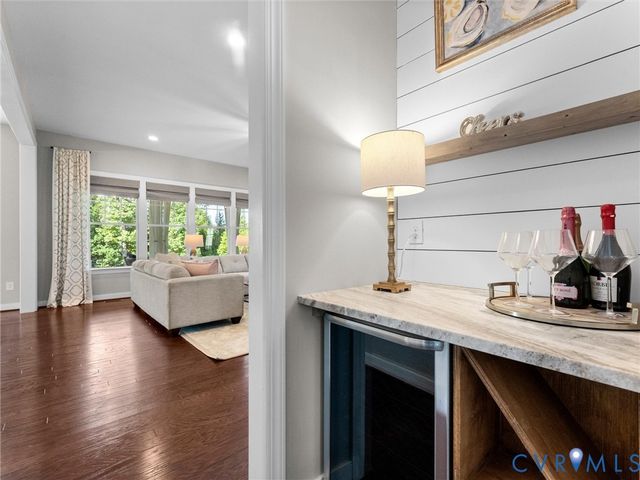 15400 Sultree Dr, Midlothian, VA 23112