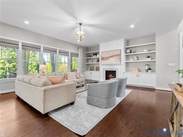 15400 Sultree Dr, Midlothian, VA 23112