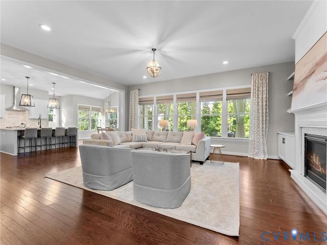 15400 Sultree Dr, Midlothian, VA 23112